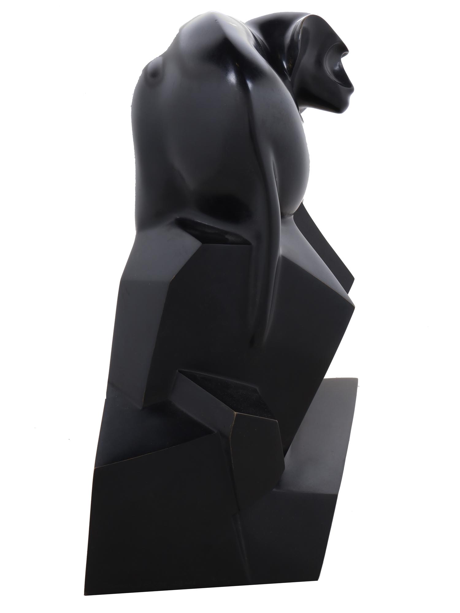 MODERN BRONZE PAVIAN SCULPTURE BY ROBERTO ESTEVEZ PIC-4